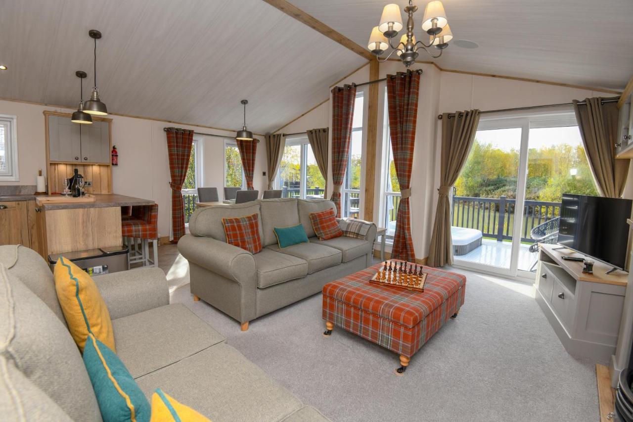 Lakewood Retreat Woodhall Spa Bagian luar foto