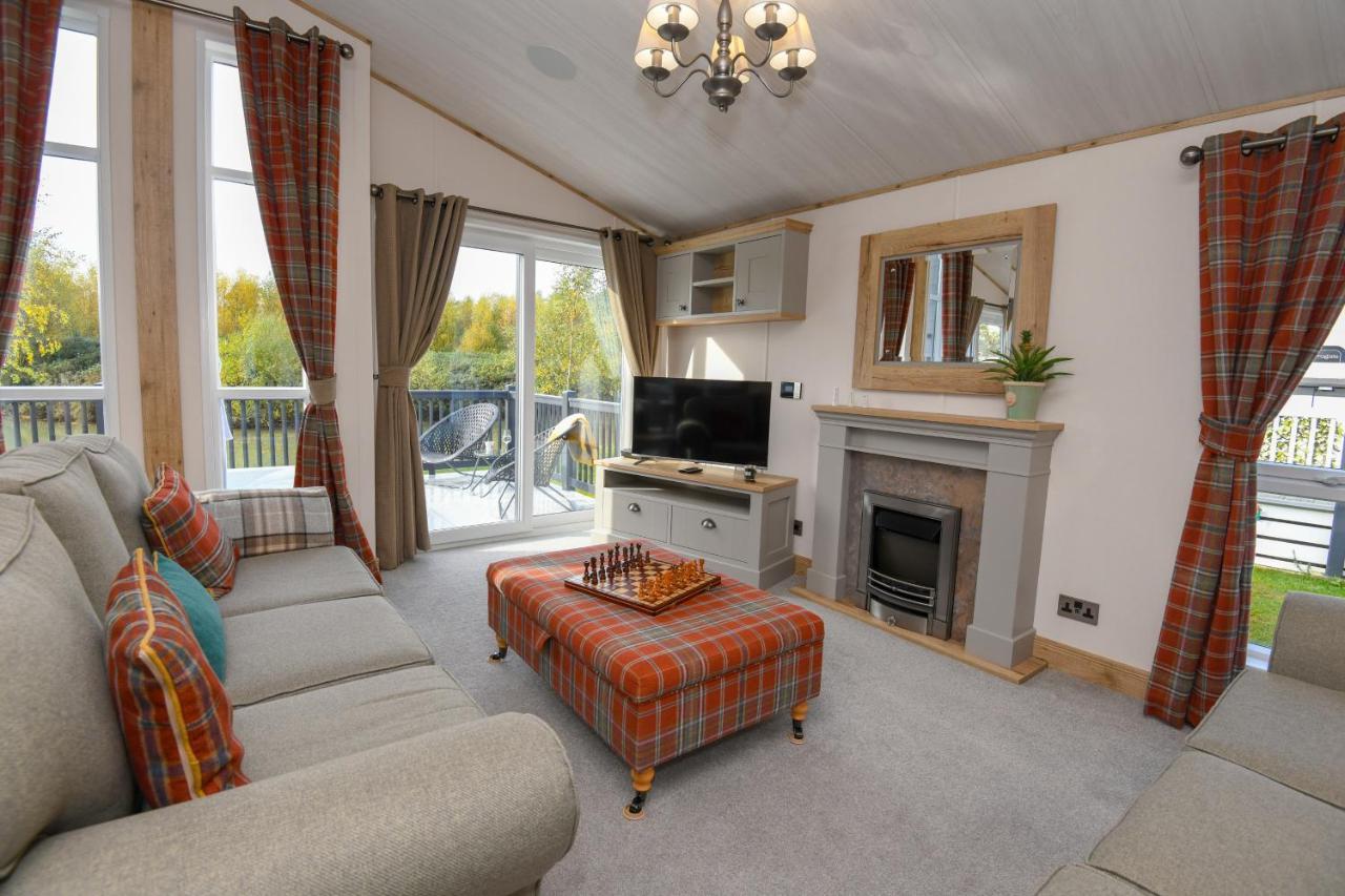 Lakewood Retreat Woodhall Spa Bagian luar foto