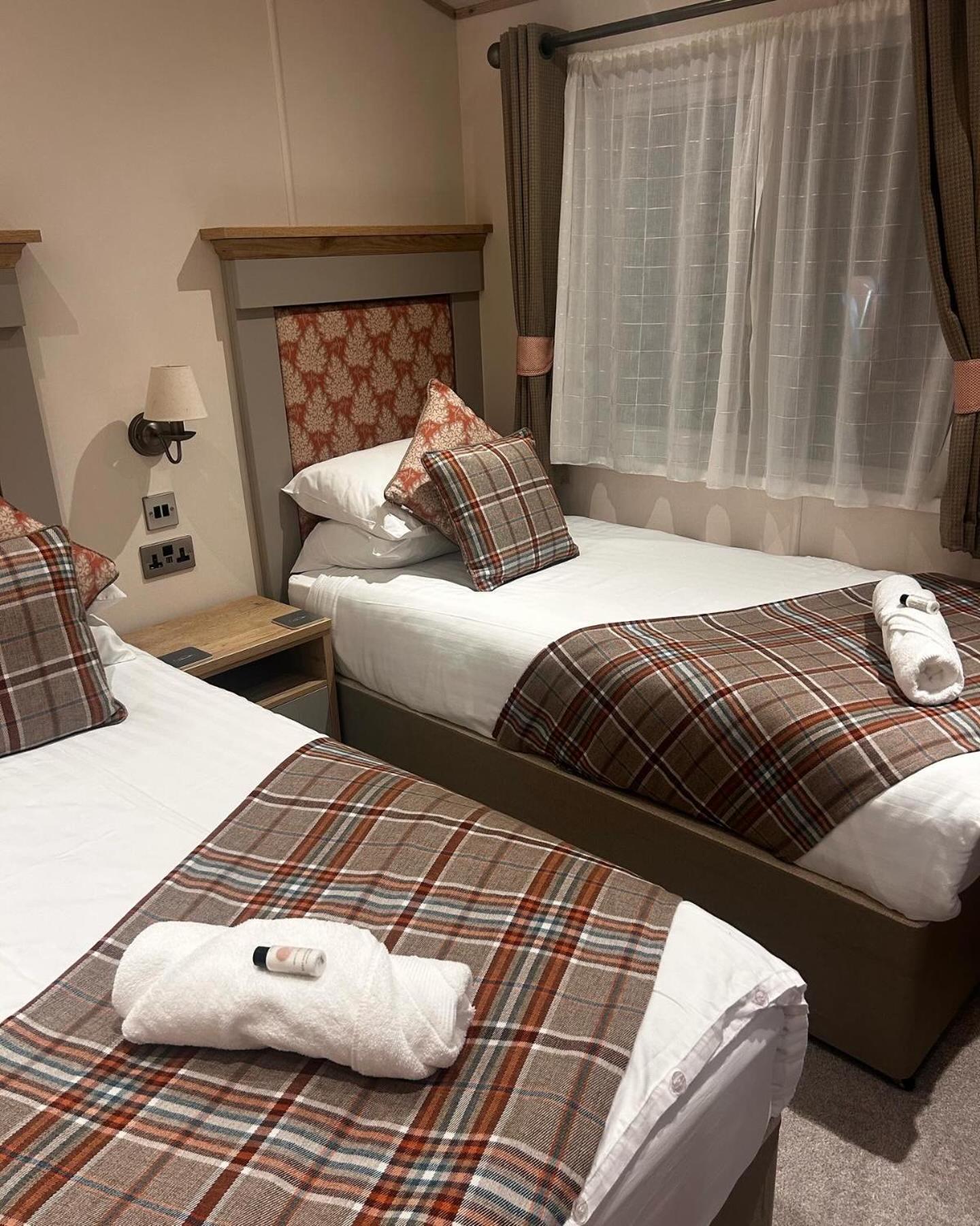 Lakewood Retreat Woodhall Spa Bagian luar foto